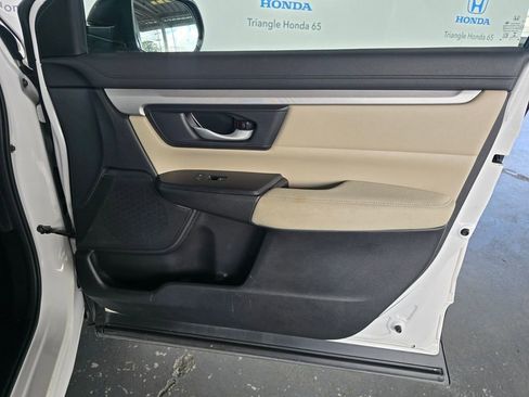 Used 2021 Honda CR-V LX image 24