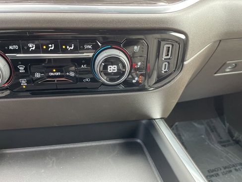 New 2026 Chevrolet Silverado 2500 LTZ w/ LTZ Convenience Package image 21