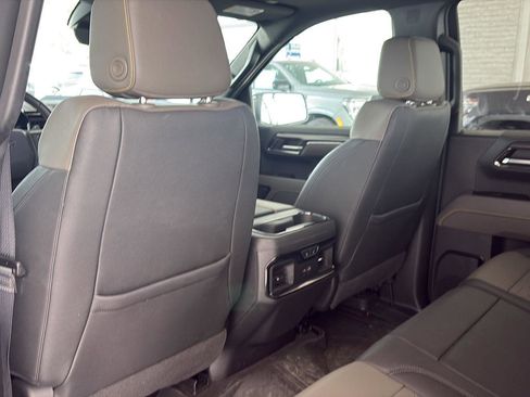 Used 2024 Chevrolet Silverado 1500 ZR2 w/ Technology Package AWD/4WD image 29
