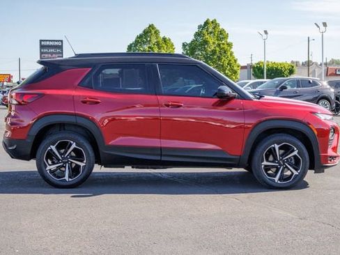 Used 2021 Chevrolet TrailBlazer RS w/ Convenience Package AWD/4WD image 5