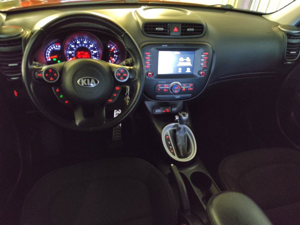 Used 2018 Kia Soul + FWD image 22