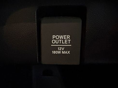 Used 2025 Honda Odyssey Touring image 17