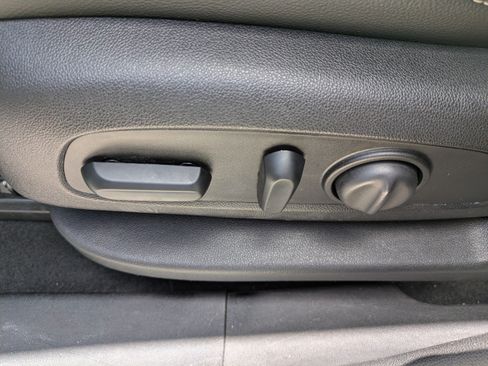 Used 2019 GMC Terrain Denali w/ Advanced Safety Package FWD image 19