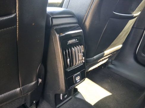 Used 2024 Jeep Compass Limited w/ Sun and Sound Group AWD/4WD image 22