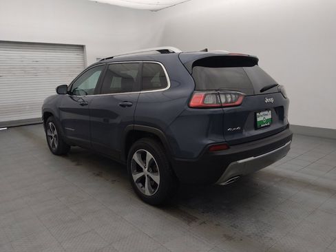 Used 2019 Jeep Cherokee Limited image 3