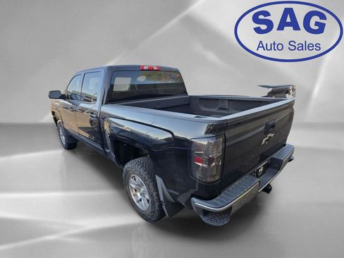 Used 2018 Chevrolet Silverado 1500 LT w/ All Star Edition AWD/4WD image 3