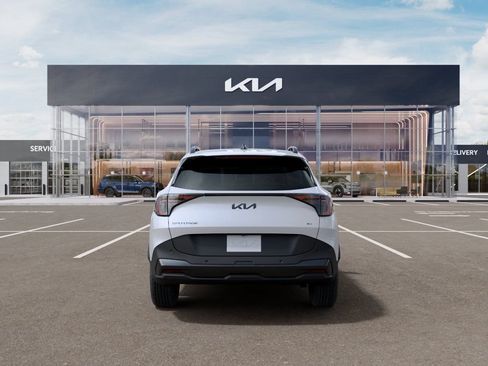 New 2026 Kia Sportage X-Line w/ X-Line Technology Package AWD/4WD image 5