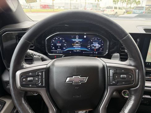 Used 2023 Chevrolet Silverado 1500 ZR2 w/ Technology Package image 17