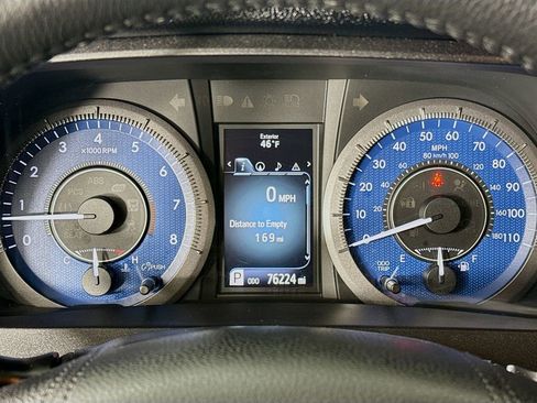 Certified 2017 Toyota Sienna XLE image 12