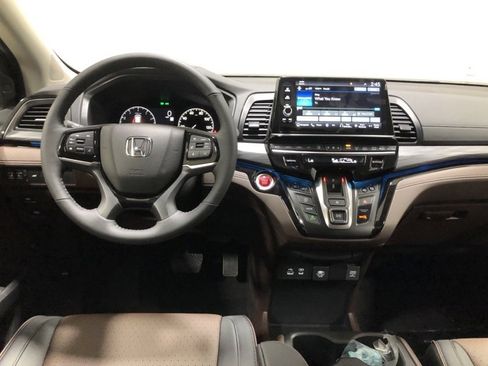 Used 2026 Honda Odyssey Elite image 30