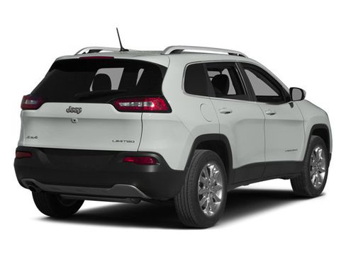 Used 2014 Jeep Cherokee Latitude w/ Cold Weather Group AWD/4WD image 3