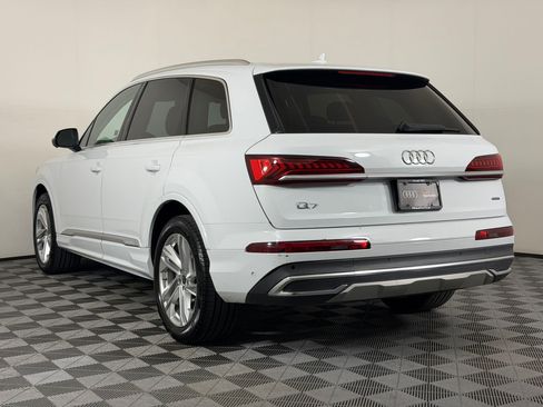 Used 2023 Audi Q7 3.0T Premium Plus w/ Premium Plus Package AWD/4WD image 3