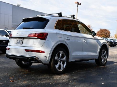 Used 2023 Audi Q5 2.0T Prestige w/ Prestige Package image 7