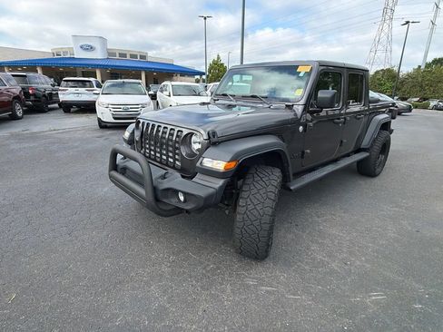 Used 2020 Jeep Gladiator Sport w/ Quick Order Package 24S AWD/4WD image 17