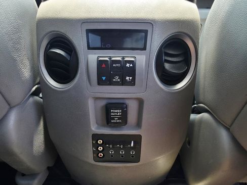 Used 2013 Honda Pilot Touring image 27