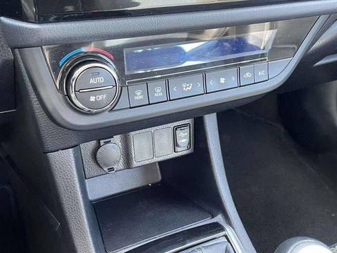 Used 2015 Toyota Corolla S image 27