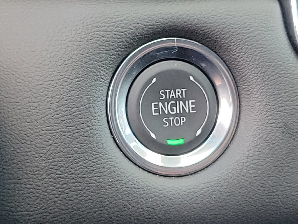 Used 2026 GMC Canyon Elevation RWD image 17