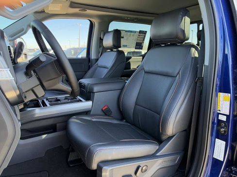 New 2026 Ford F250 Lariat w/ Black Appearance Package image 29