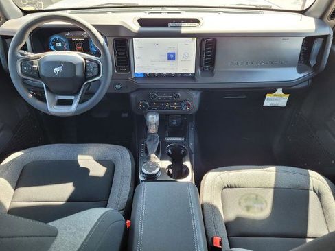 New 2025 Ford Bronco 4-Door image 6