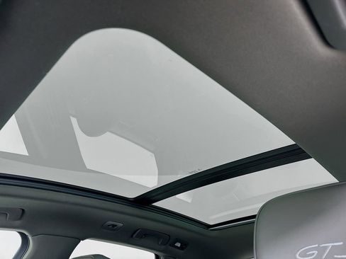 Certified 2017 Porsche Macan GTS image 25