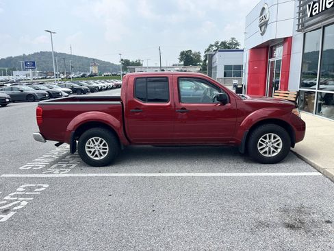 Used 2020 Nissan Frontier SV AWD/4WD image 8