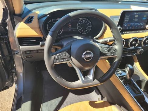 Used 2025 Nissan Sentra SV w/ SV Premium Package FWD image 30