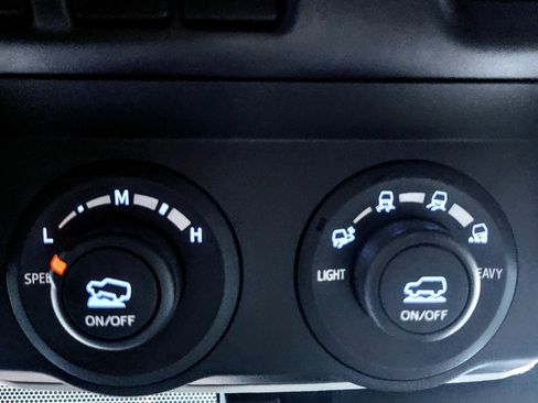 Used 2020 Toyota 4Runner Venture image 26