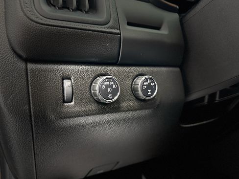 Used 2016 GMC Canyon SLT w/ Driver Alert Package AWD/4WD image 14