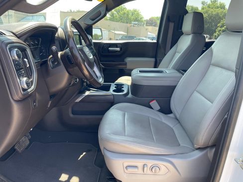 Used 2021 GMC Sierra 1500 SLT image 4