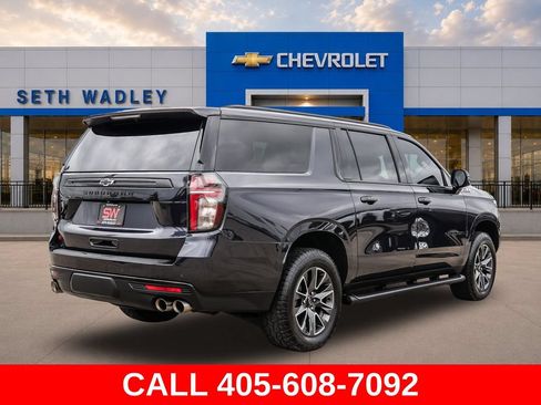 Used 2023 Chevrolet Suburban Z71 w/ Off-Road Capability Package AWD/4WD image 7