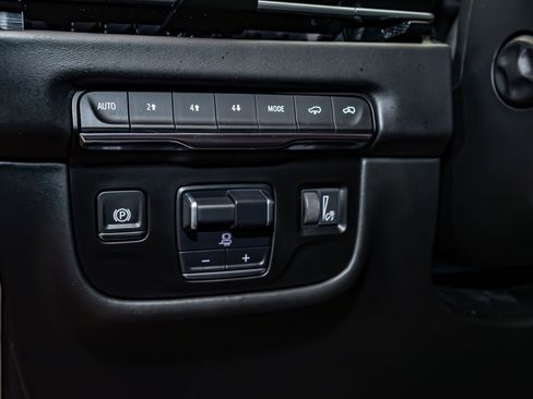 Used 2025 Cadillac Escalade Sport Platinum image 20