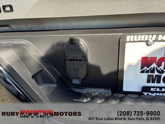 Used 2025 Chevrolet Colorado Trail Boss AWD/4WD image 25