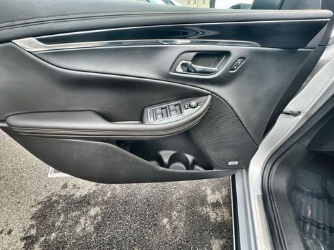 Used 2018 Chevrolet Impala Premier image 15