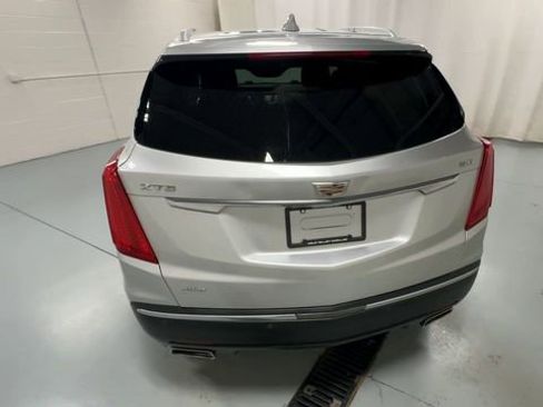 Used 2017 Cadillac XT5 Luxury w/ Driver Awareness Package image 7