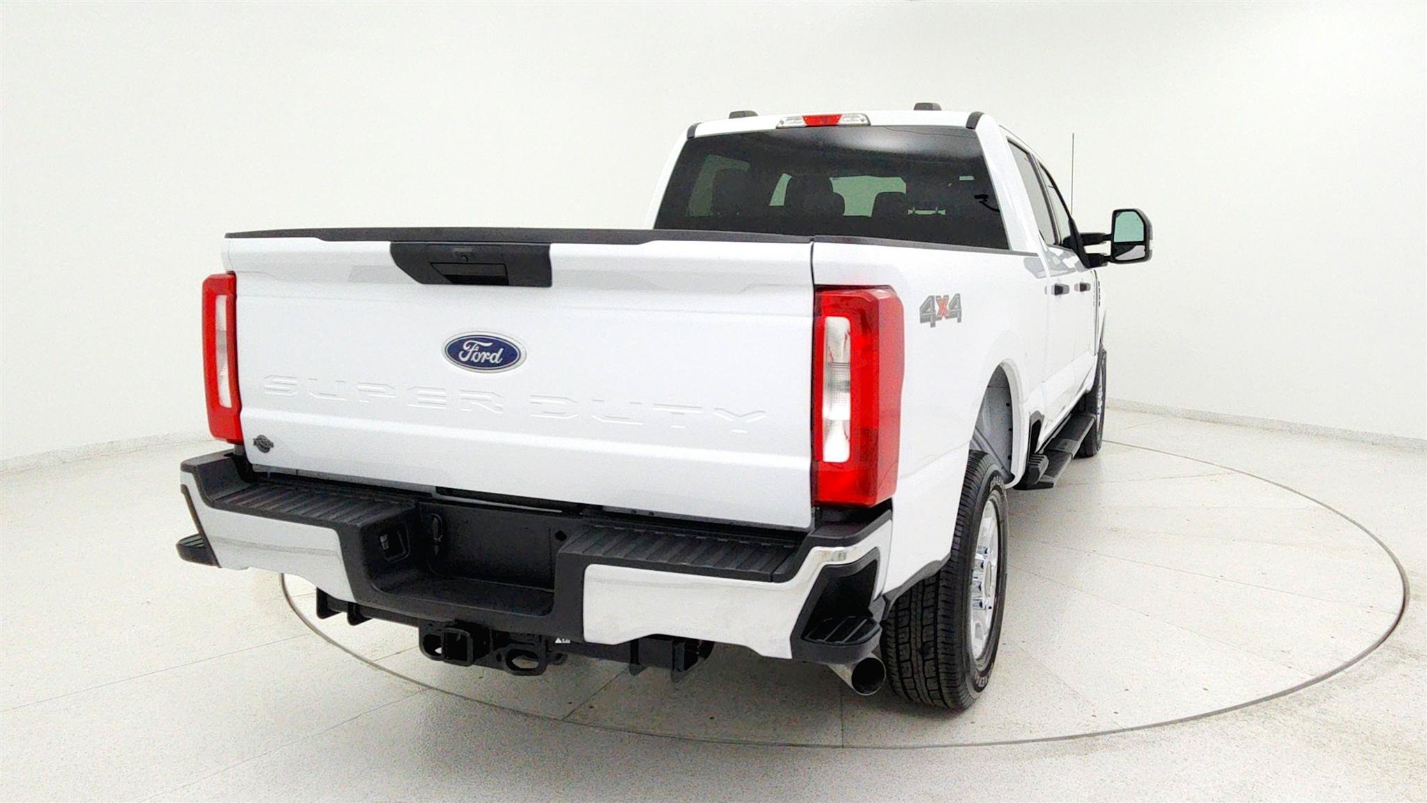 Used 2026 Ford F250 XLT AWD/4WD image 5