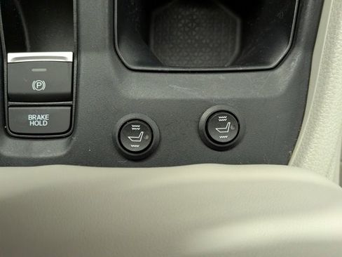 Used 2023 Honda Accord LX image 9