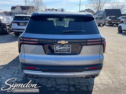 New 2026 Chevrolet Traverse LT w/ Sun and Wheel Package