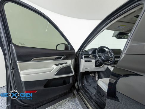 Used 2022 Kia Telluride SX w/ SX Prestige Package AWD/4WD image 9