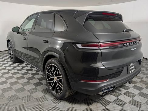 New 2026 Porsche Cayenne AWD/4WD image 3