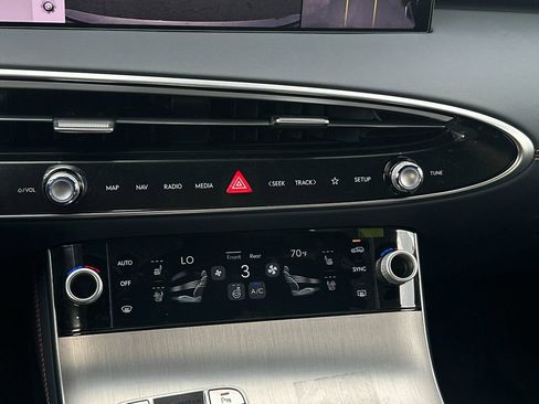 New 2026 Genesis GV70 3.5T Sport Advanced image 21