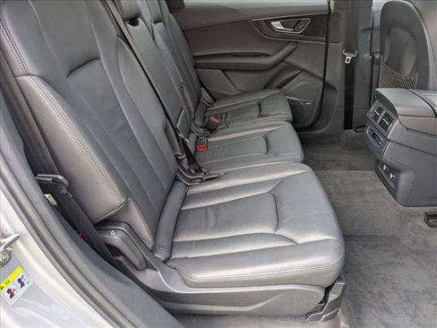 Used 2018 Audi Q7 3.0T Premium Plus w/ Premium Plus Package AWD/4WD image 23