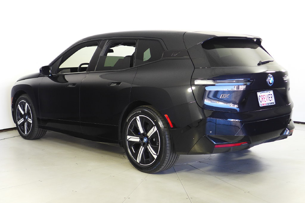 Used 2023 BMW iX M60 w/ Executive Package AWD/4WD image 8