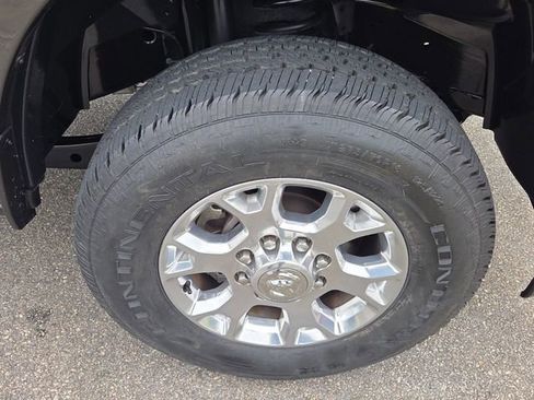 Used 2024 RAM 2500 Laramie AWD/4WD image 16