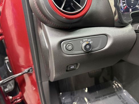 Used 2021 Chevrolet Blazer RS w/ Enhanced Convenience Package AWD/4WD image 16
