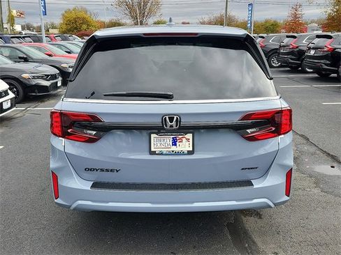 New 2026 Honda Odyssey Sport-L image 5