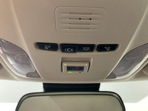 Used 2022 Toyota Corolla LE image 23