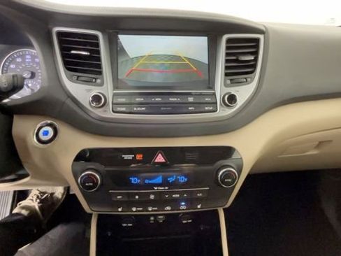 Used 2016 Hyundai Tucson Limited AWD/4WD image 32