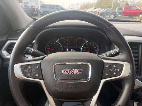 Used 2022 GMC Acadia SLT w/ Elevation Edition AWD/4WD image 17