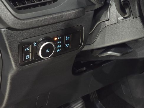 New 2026 Ford Escape SE w/ Class II Trailer Tow Package image 17