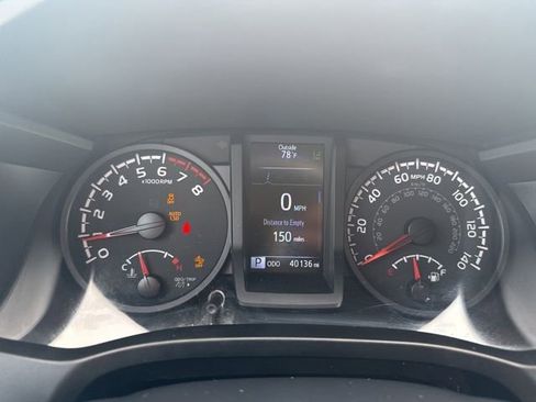 Certified 2023 Toyota Tacoma SR AWD/4WD image 9